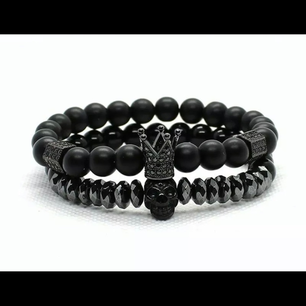 skull shaped stone beads crown bracelet